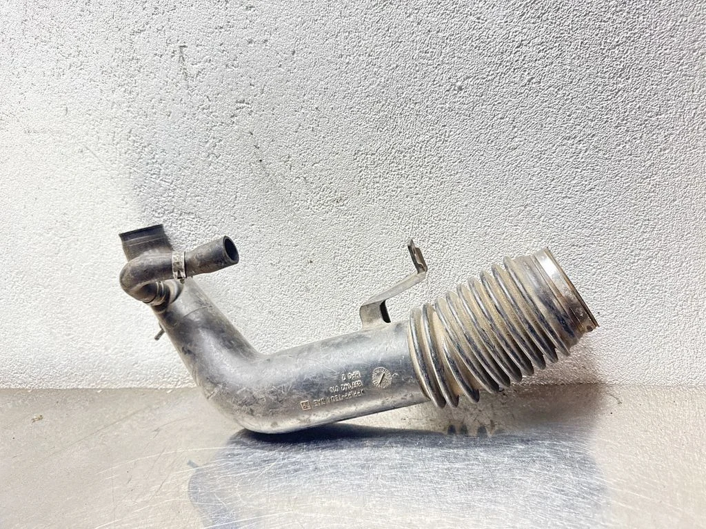 Turbo air intake inlet pipe/hose 897142010