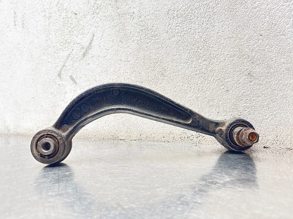 Rear control arm – Opel Insignia A (2008-2017)