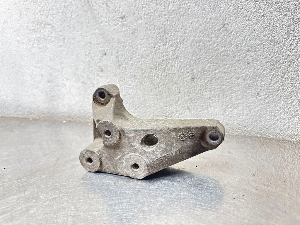 Gearbox mounting bracket – Opel Zafira A (1999-2005)