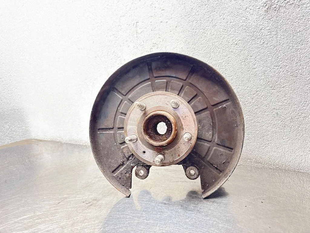 Rear wheel hub – Opel Insignia A (2008-2017)
