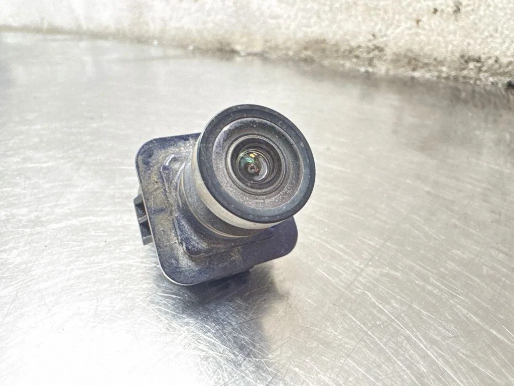 Reversing camera – Volvo V40 (2012-2019)