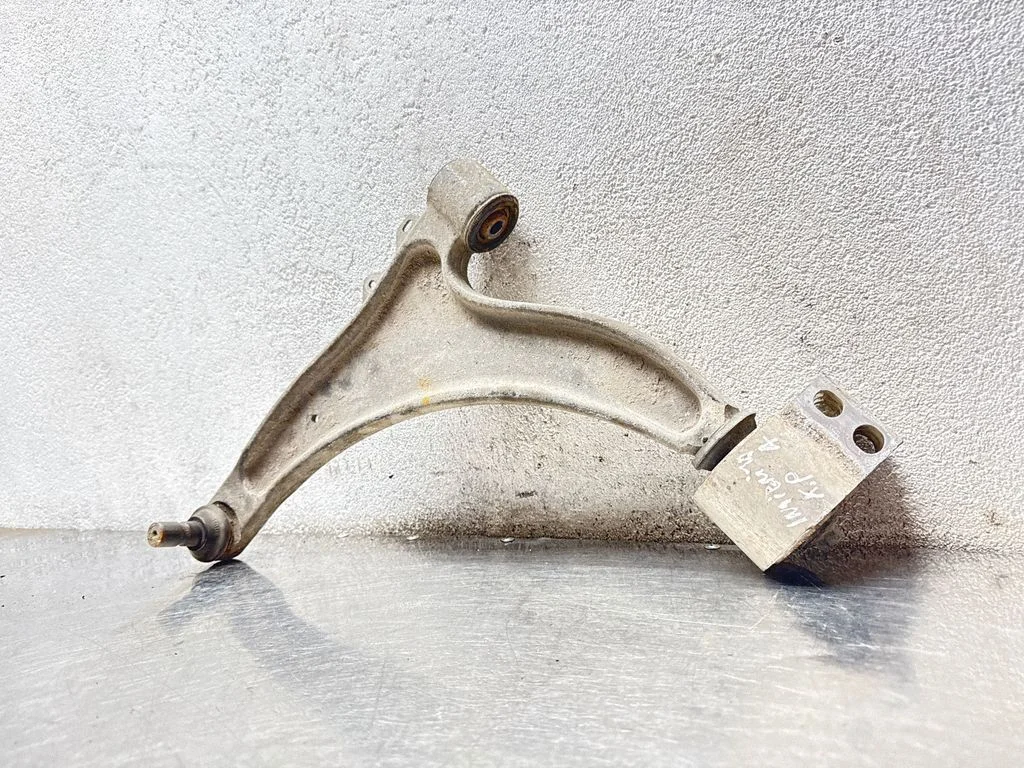 Front lower control arm/wishbone 0131221