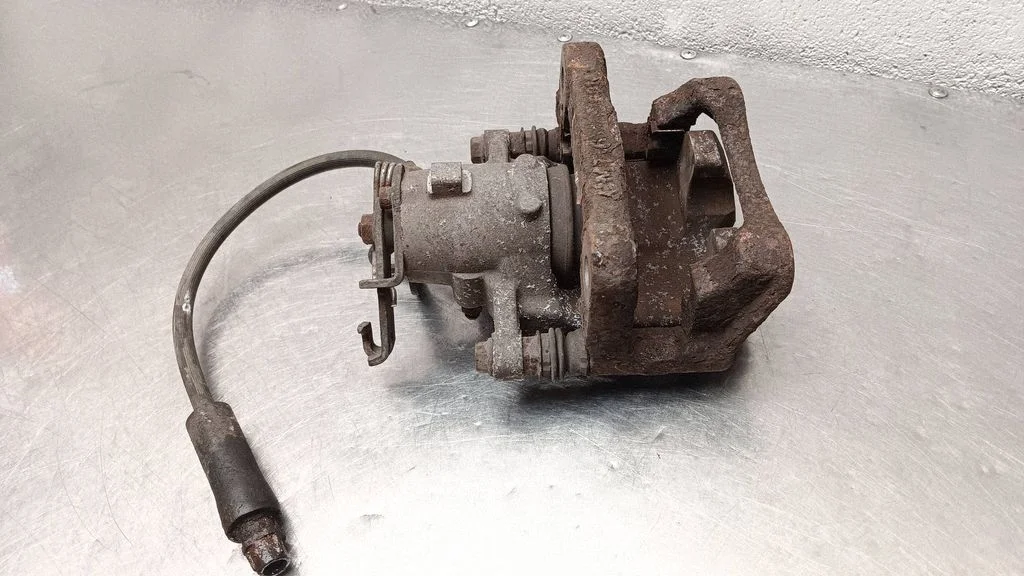 Rear brake caliper