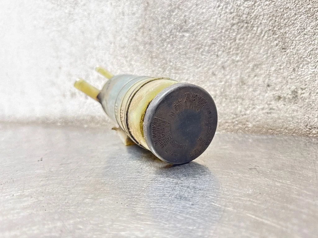 Power steering fluid tank/reservoir – Opel Frontera B (1998-2004)