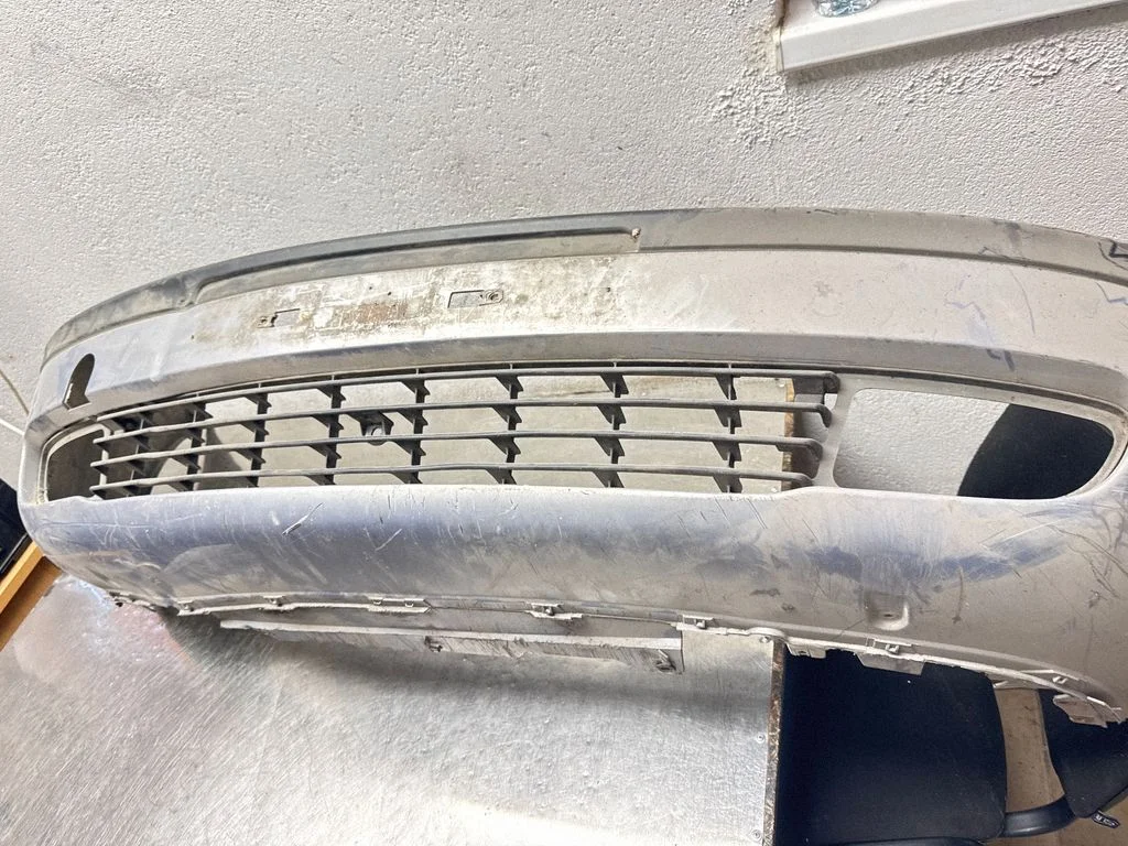 Front bumper 90580620