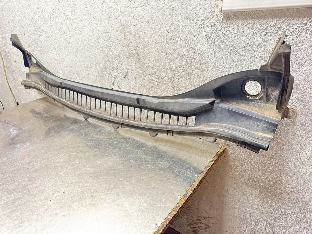 Wiper trim FT4BR02216ACW