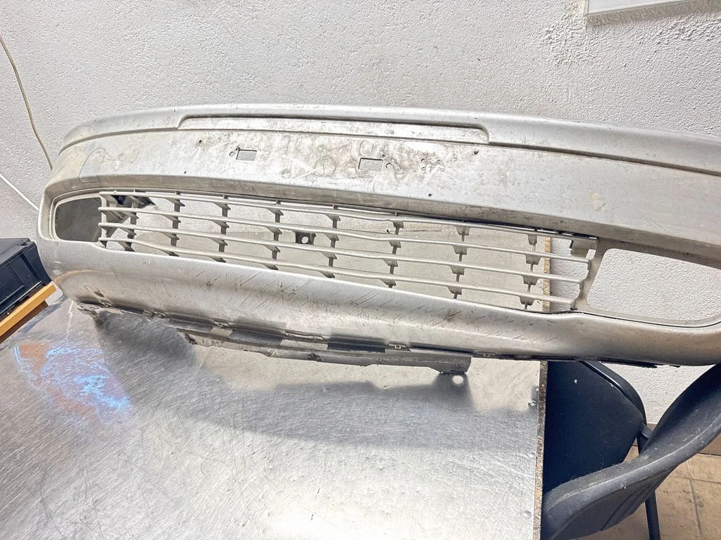 Front bumper 90580620
