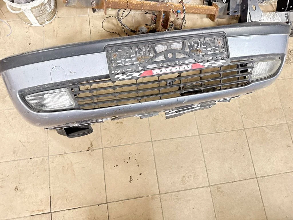 Front bumper 90580620