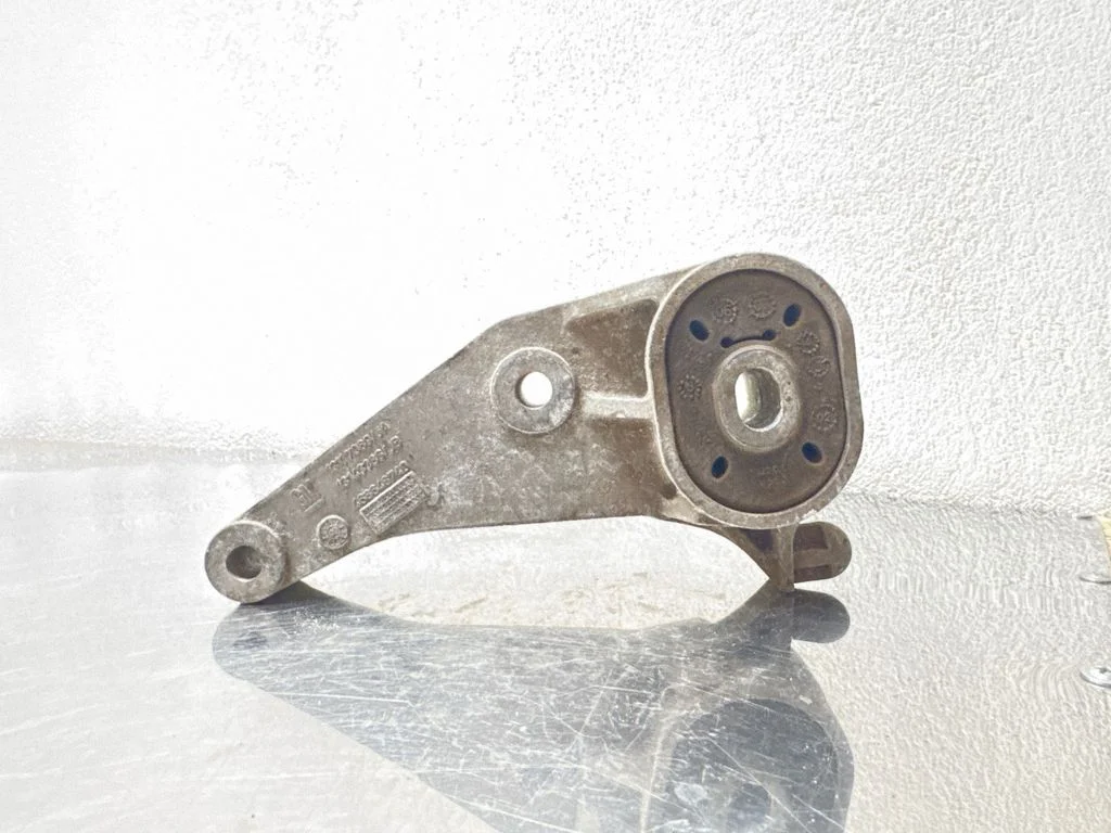 Gearbox mount – Opel Meriva A (2003-2010)