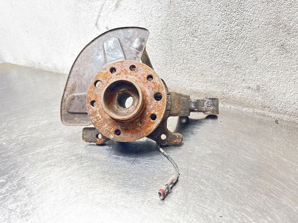 Front wheel hub 13299340
