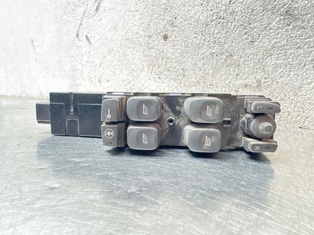Elektrisko logu slēdzis 9452939