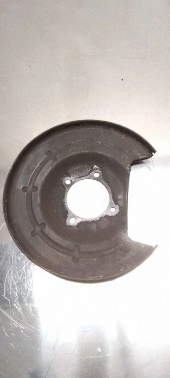 Tagumise piduriketta tolmukaitse – Opel Zafira C (2011-2019)