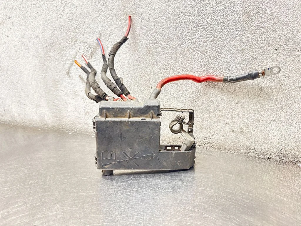 Positive cable (battery) – Opel Insignia A (2008-2017)