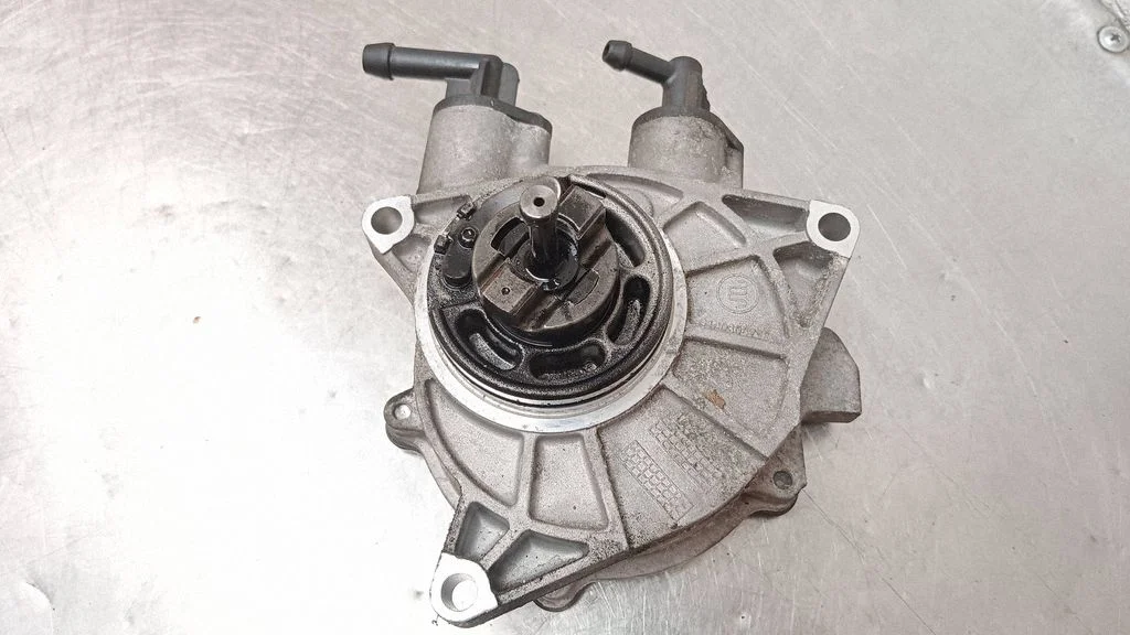 Vacuum pump – Opel Antara (2006-2016)