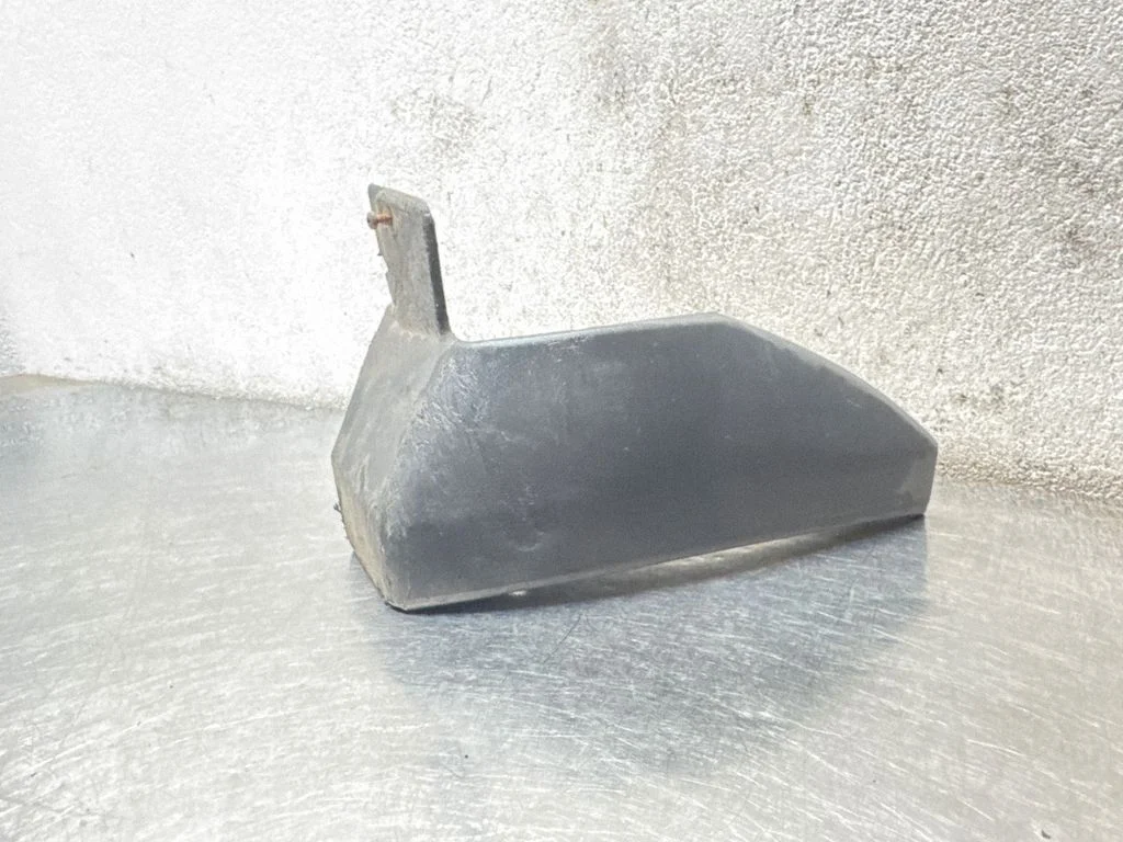 Chlapacz przedni 9162785