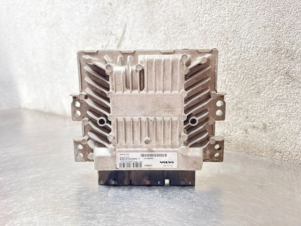 Engine control unit/module – Volvo S40 (2008-2012)