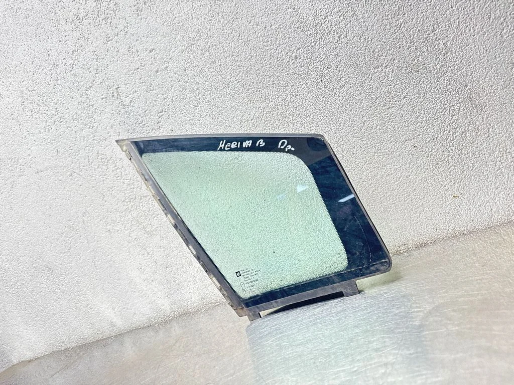 Front door vent window glass four-door – Opel Meriva B (2010-2016)