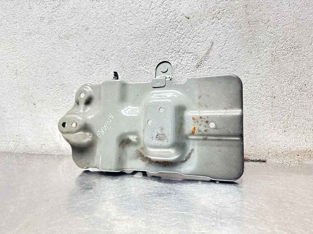 Battery tray