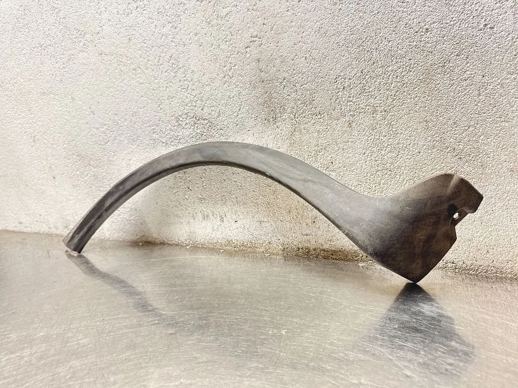 Rear arch trim 09114714