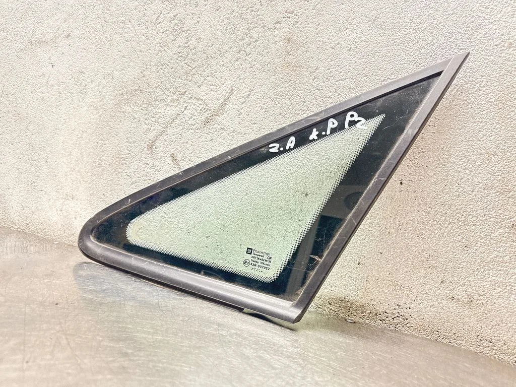 Front door vent window glass four-door – Opel Zafira A (1999-2005)