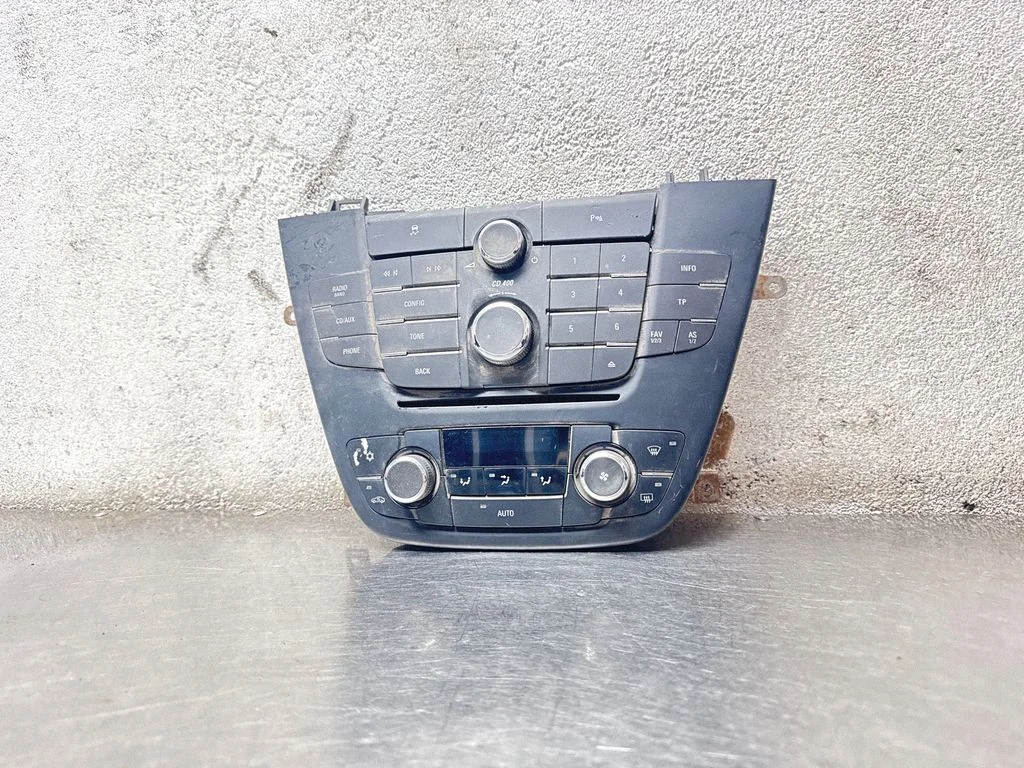 Raadio / CD/DVD-mängija / navigatsioon 13321292