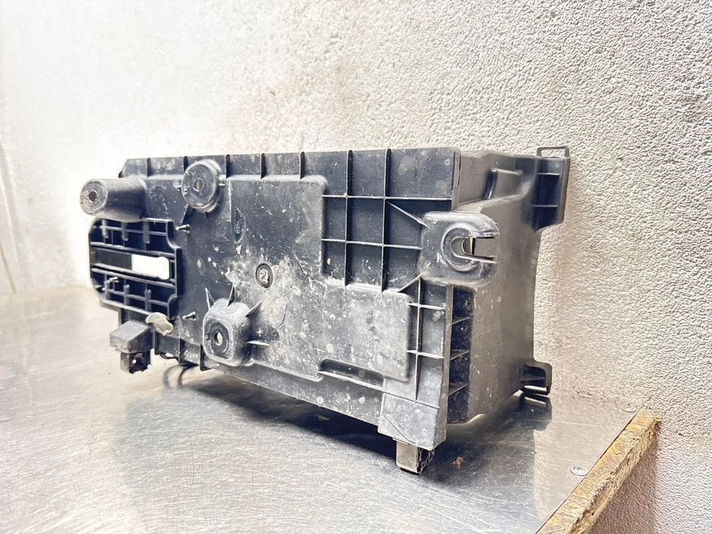 Battery box tray 13255614