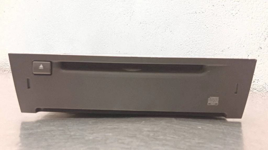 CD/DVD changer – Saab 9-3 Ver2 (2003-2007)