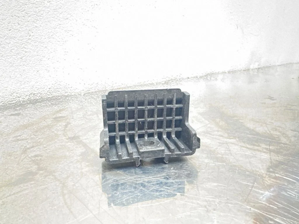 Battery bracket 13278315