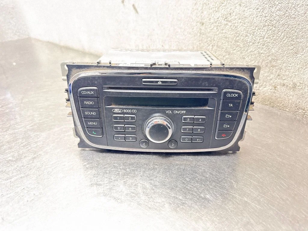 Radio/CD/DVD/GPS head unit – Ford Mondeo MK IV (2007-2014)