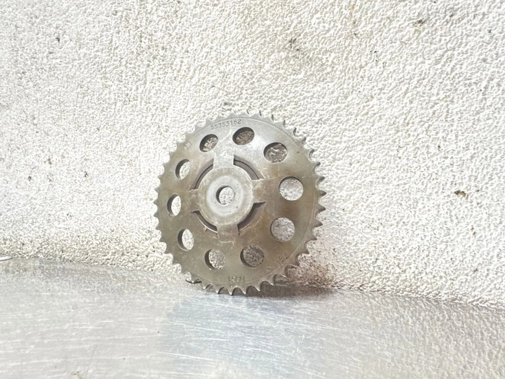 Camshaft pulley/ VANOS 55353162