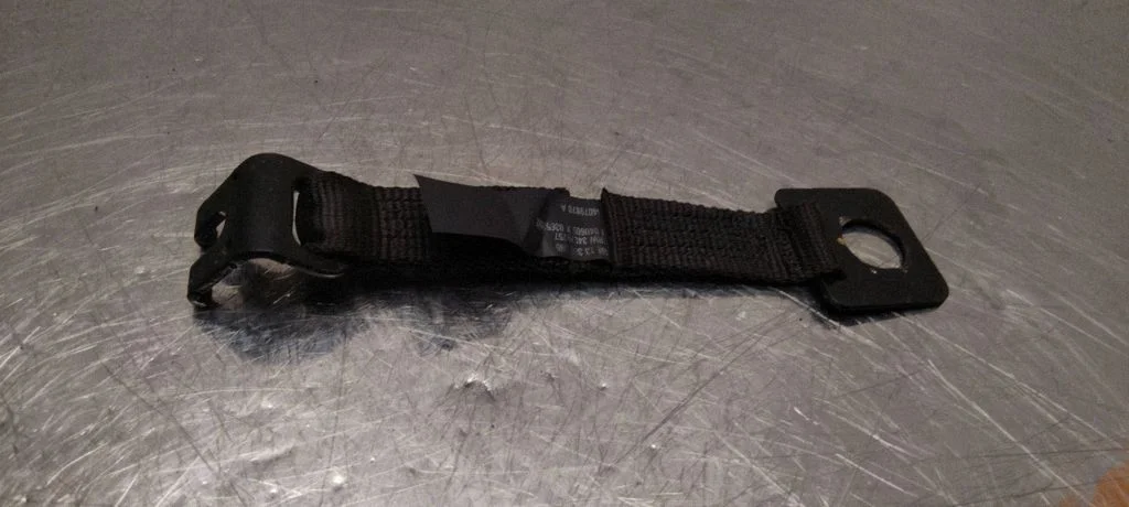 Battery bracket 13308590