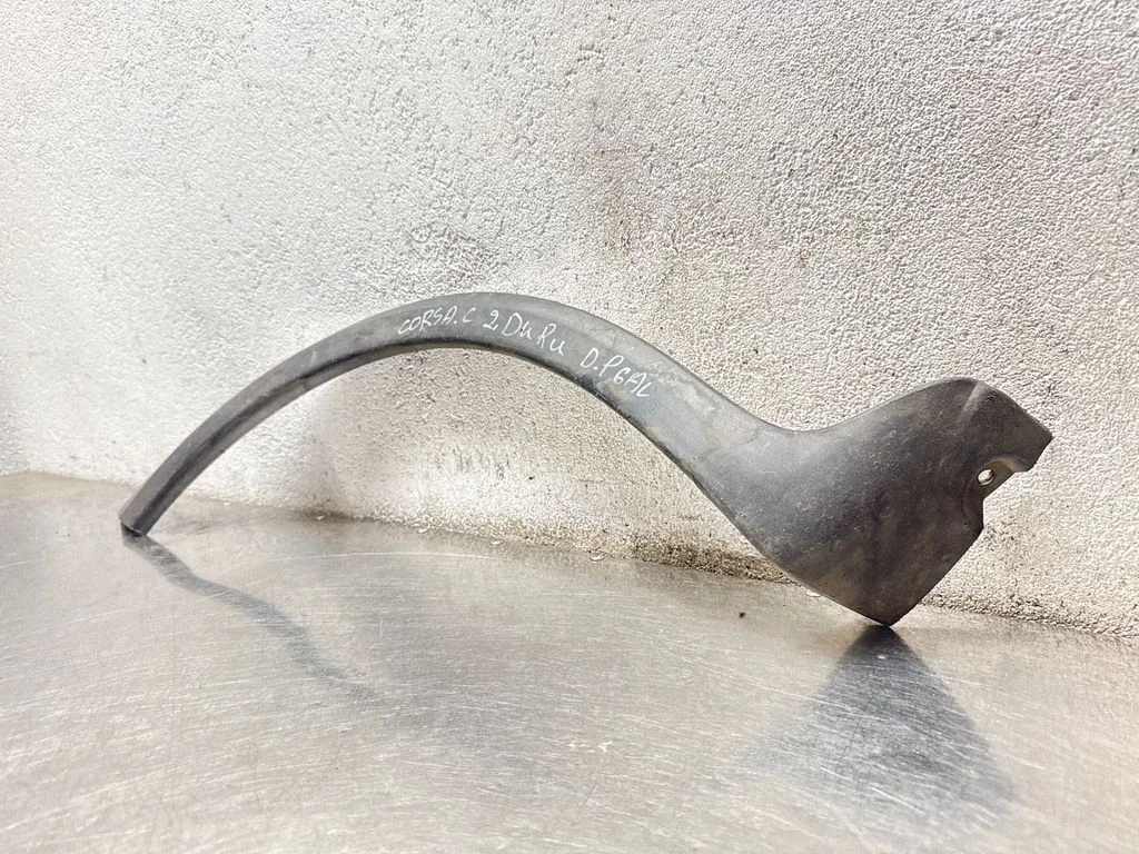 Tagumise rattakaare kate – Opel Corsa C (2000-2006)