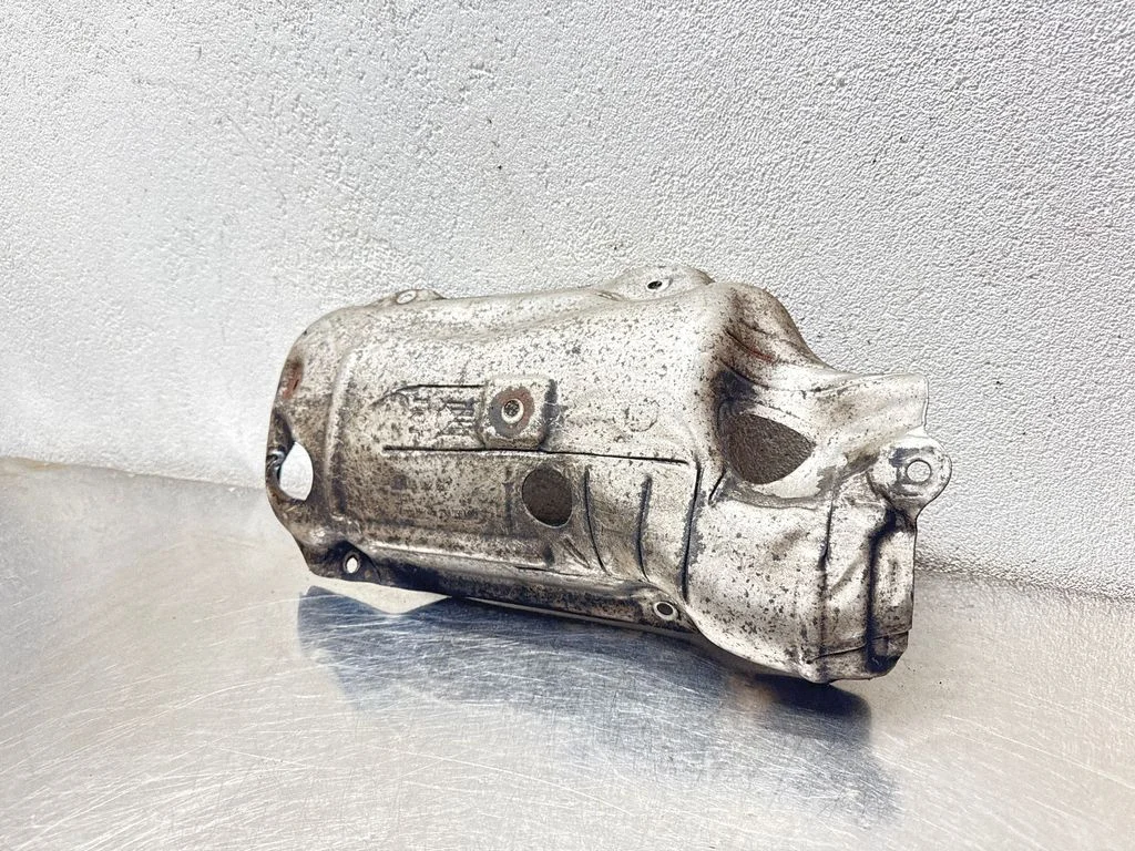 Exhaust heat shield 55562332