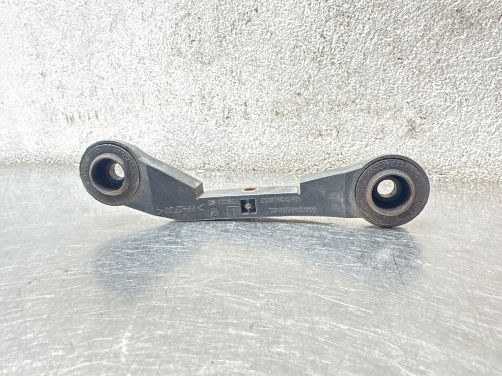 Air filter cleaner box bracket assembly – Opel Zafira B (2005-2014)
