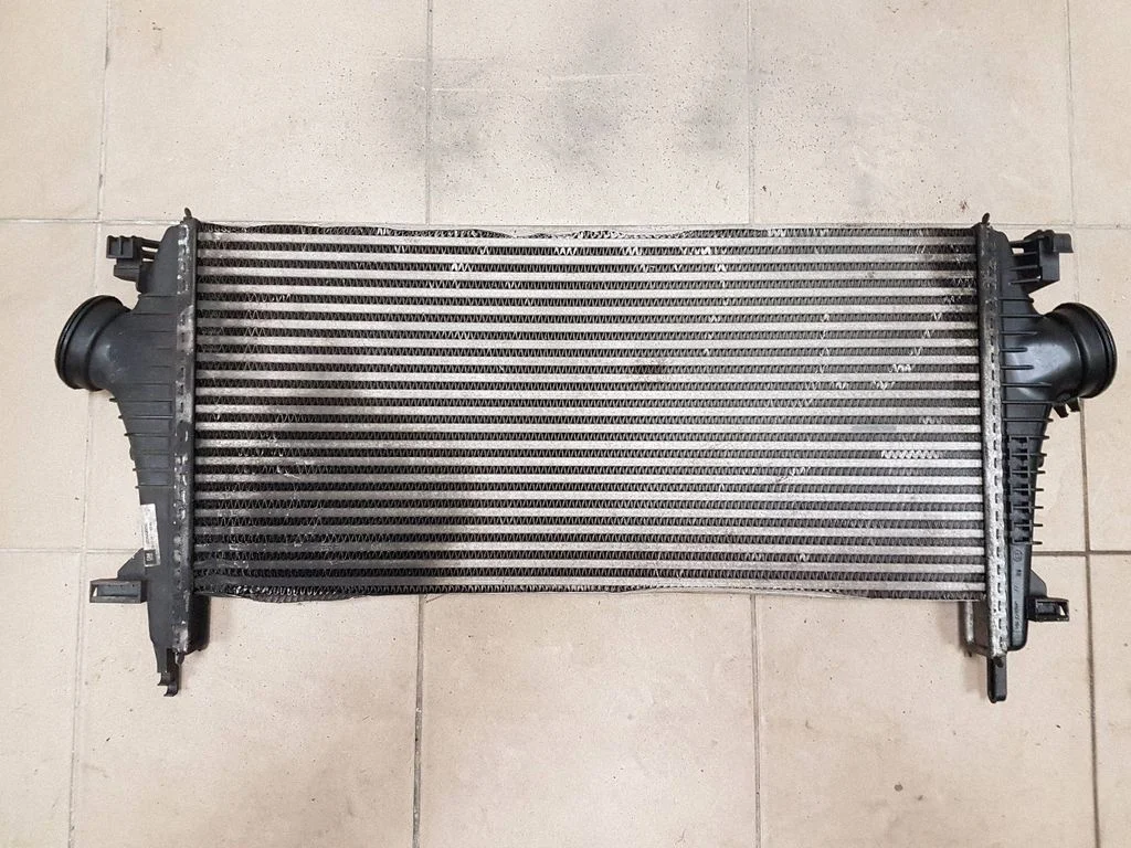 Radiaatorite komplekt – Opel Insignia A (2008-2017)