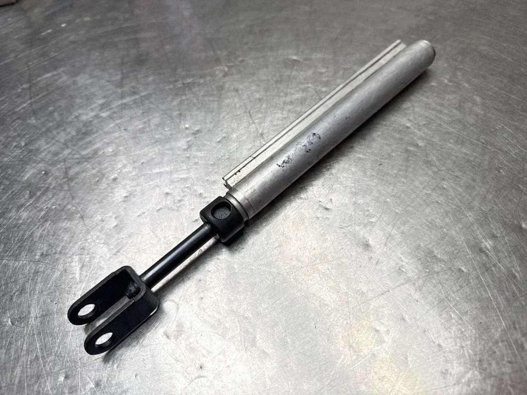Sudedamo stogo mechanizmo varikliukas