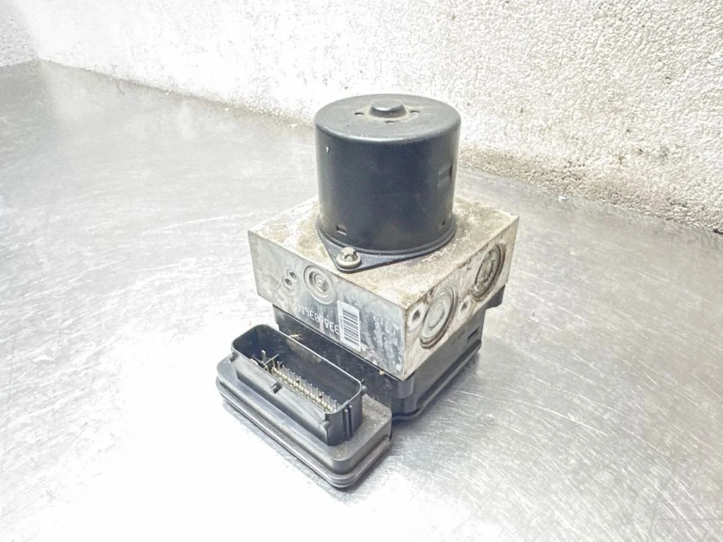 ABS block – Saab 9-5 (2010-2016)