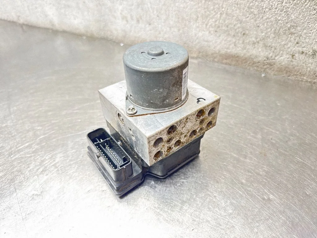 ABS bloks BG912C405AB