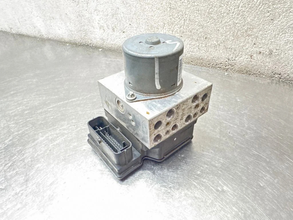 ABS block – Ford Mondeo MK IV (2007-2014)