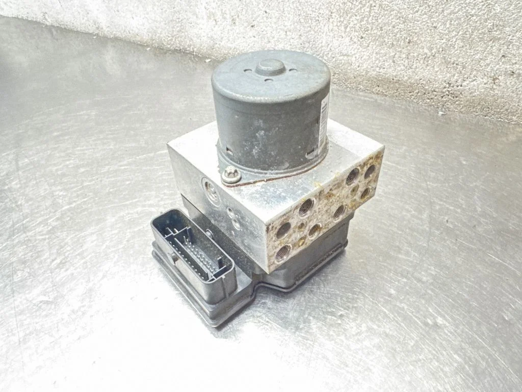 ABS bloks AG912C405AB