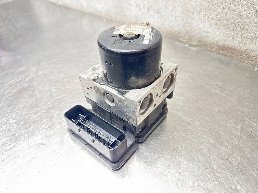 ABS bloks BV612C405AF