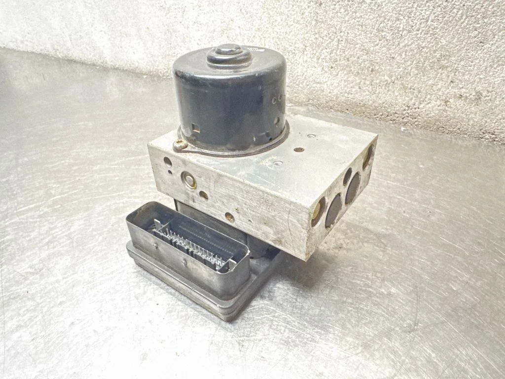 ABS block – Volvo S60 (2005-2010)