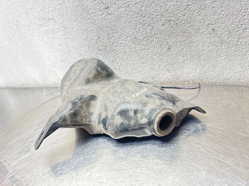 Windshield washer fluid reservoir/tank – Opel Astra H (2004-2012)
