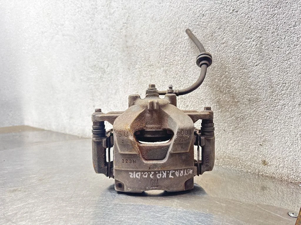 Front brake caliper – front left