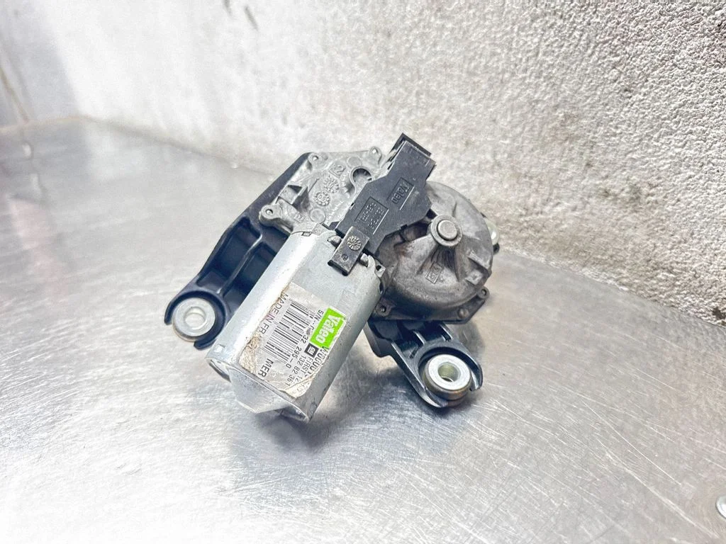 Rear window wiper motor 13282361