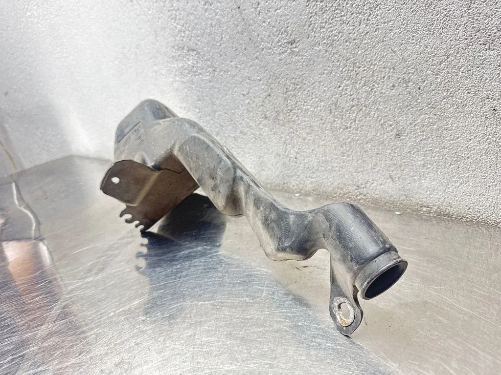 Windshield washer fluid reservoir/tank
