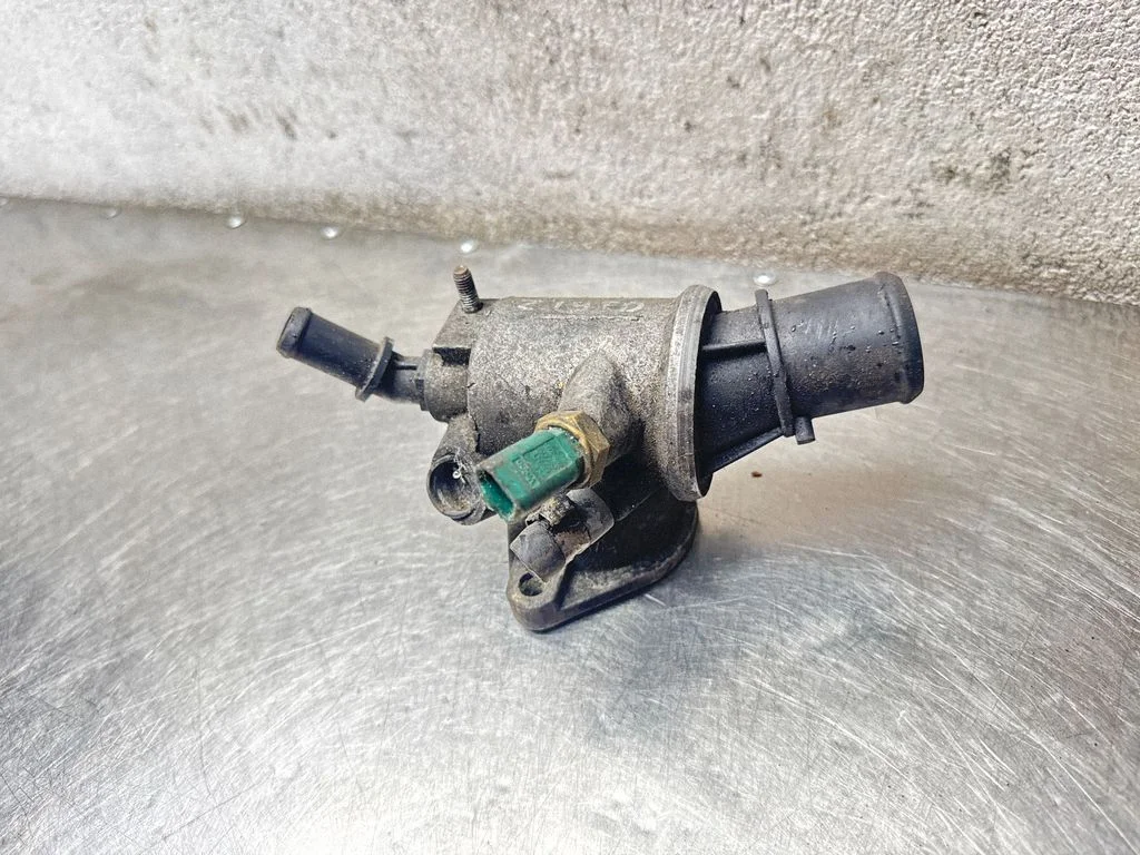 Thermostat/thermostat housing – Opel Zafira B (2005-2014)