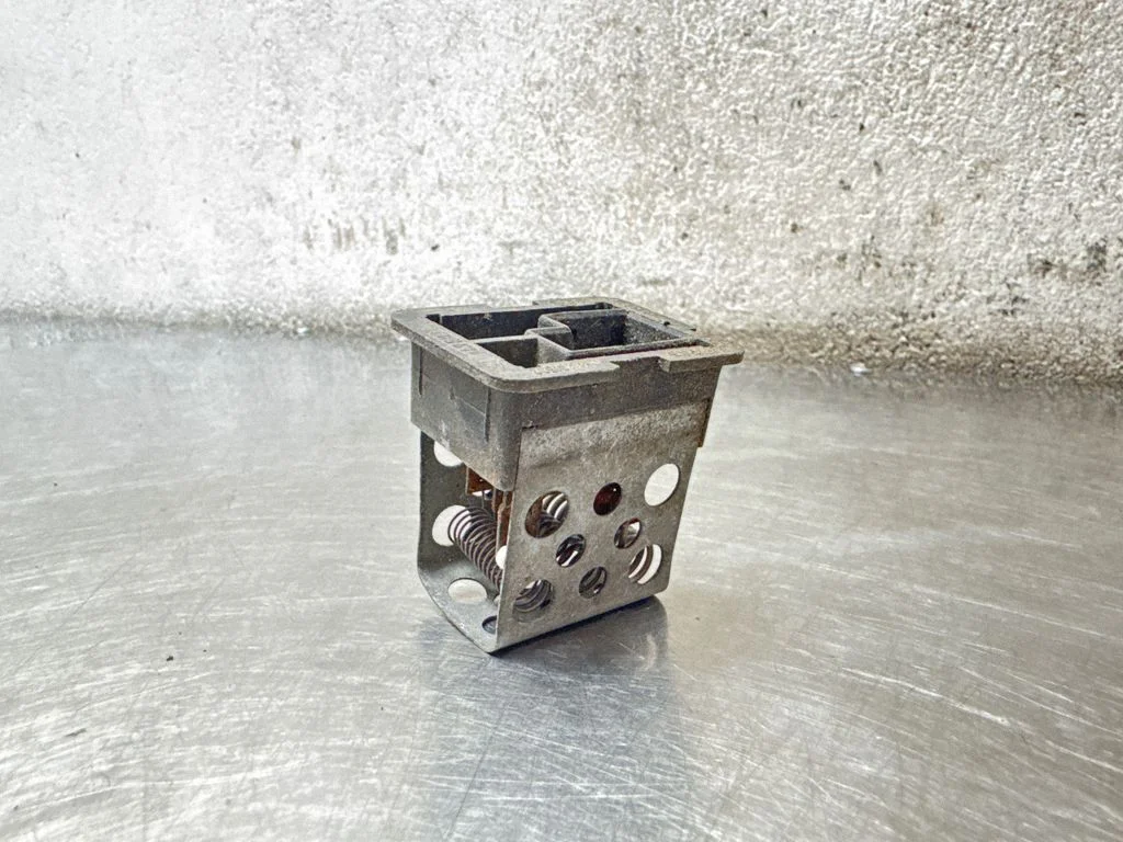Heater blower motor/fan resistor 90559834