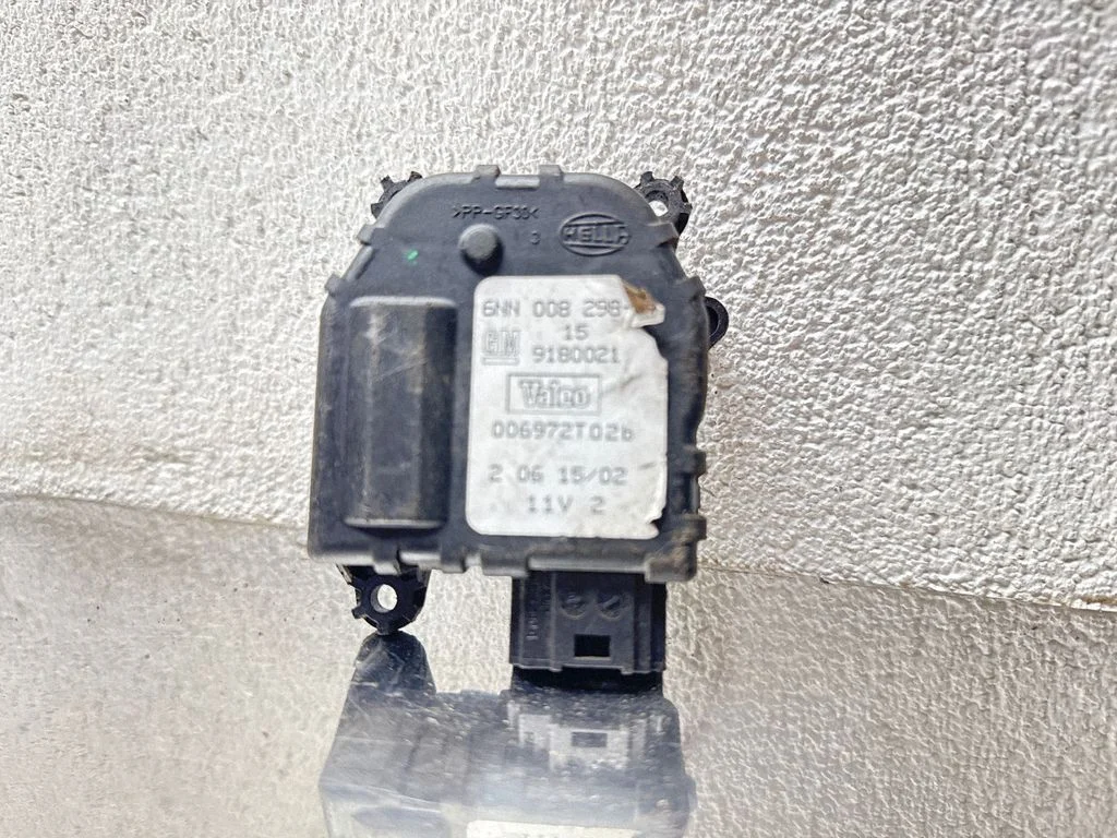 Õhuklapi mootor / ajam 6NN00829804