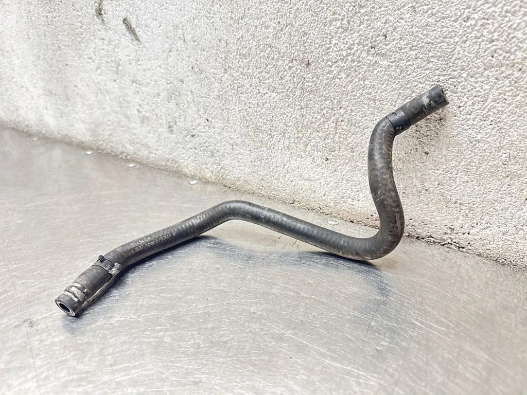 Engine coolant pipe/hose 13220154